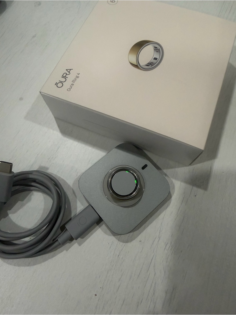 Oura Ring 4 Gold size 6 and ring sizer plus ring covers